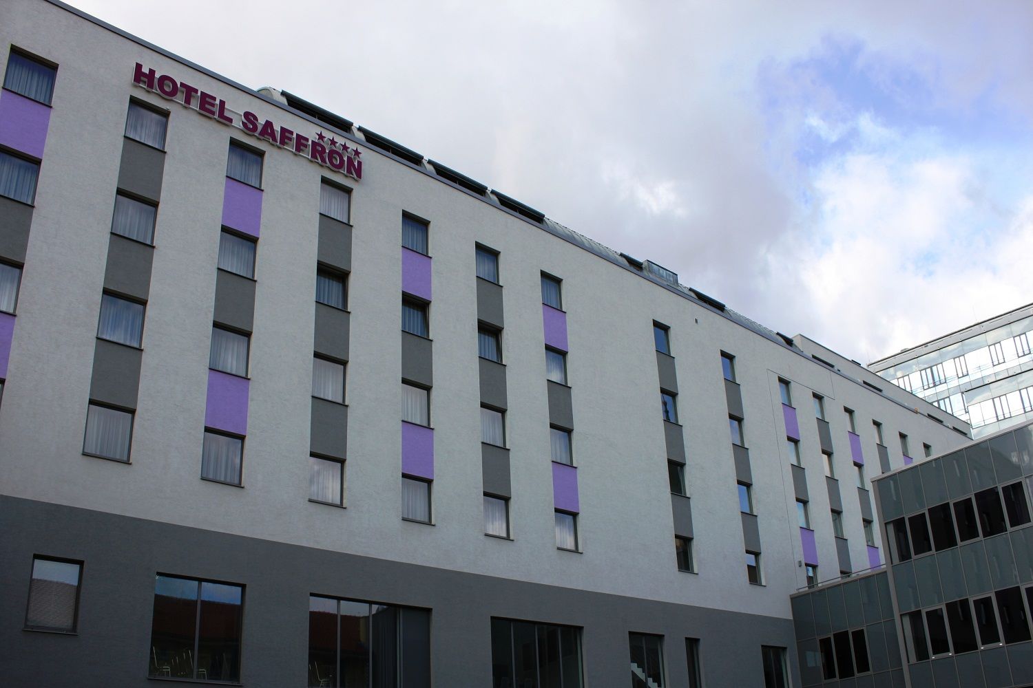 Hotel Saffron Bratislava Exterior photo